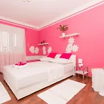 דירה With Parking Space Okrug Gornji, Ciovo - 22799 טרוגיר