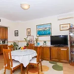 With Parking Space Okrug Gornji, Ciovo - 22799 * Trogir