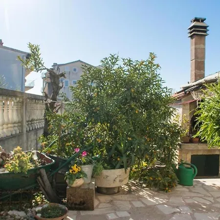 With Parking Space Okrug Gornji, Ciovo - 22799 トロギール