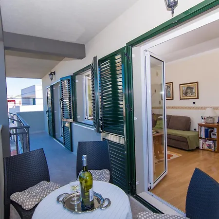 With Parking Space Okrug Gornji, Ciovo - 22799