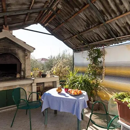 公寓 With Parking Space Okrug Gornji, Ciovo - 22799