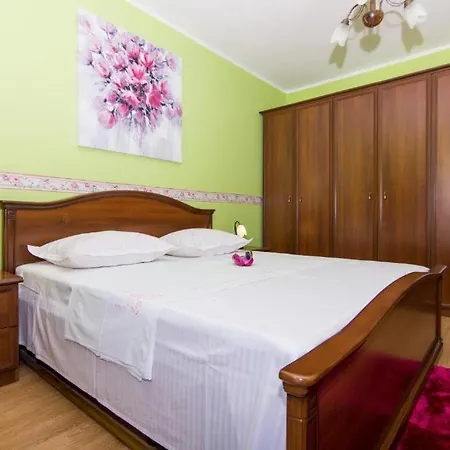 With Parking Space Okrug Gornji, Ciovo - 22799 Apartment